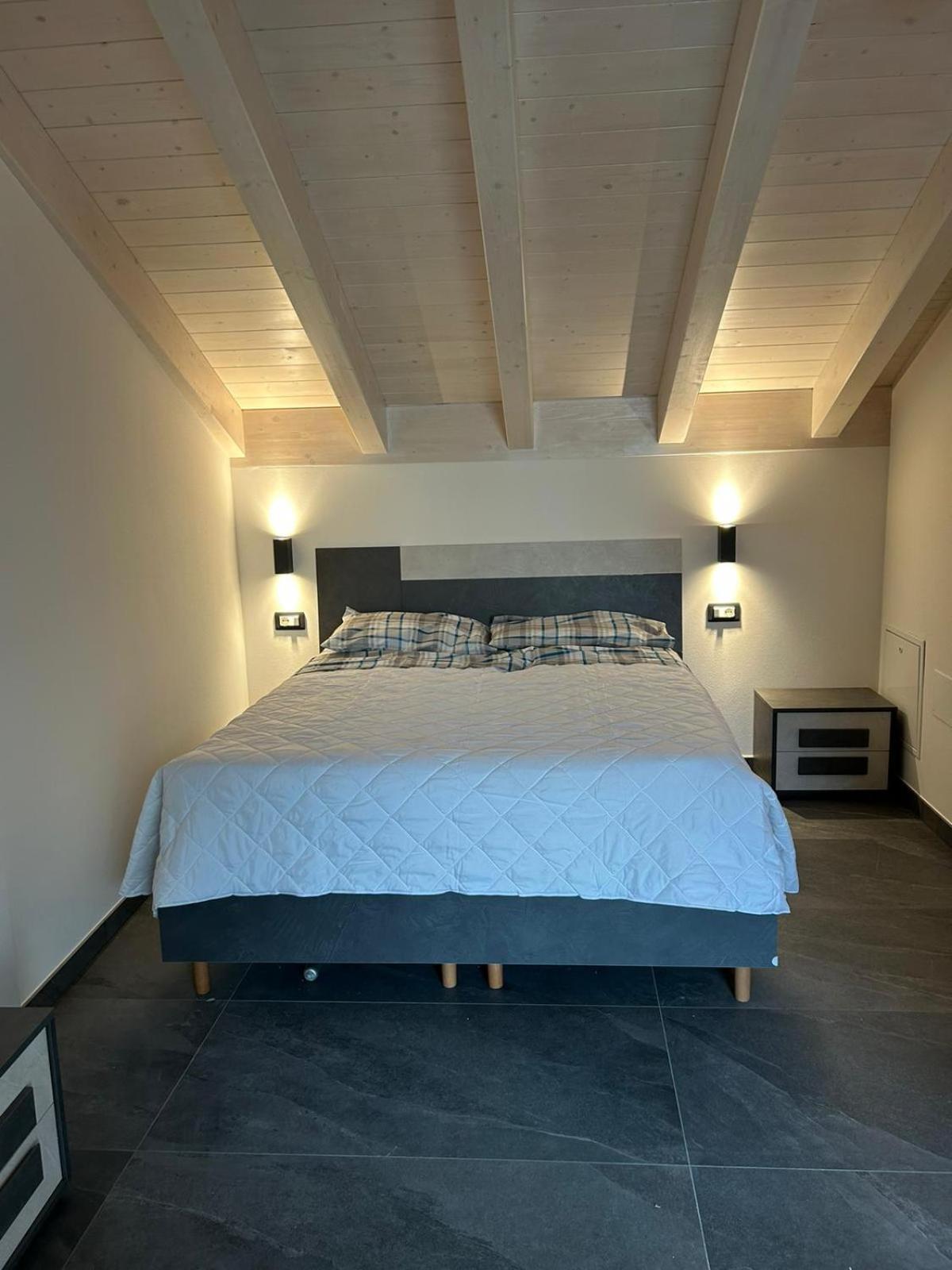 Casa Anita Apartment Mezzana  Ngoại thất bức ảnh