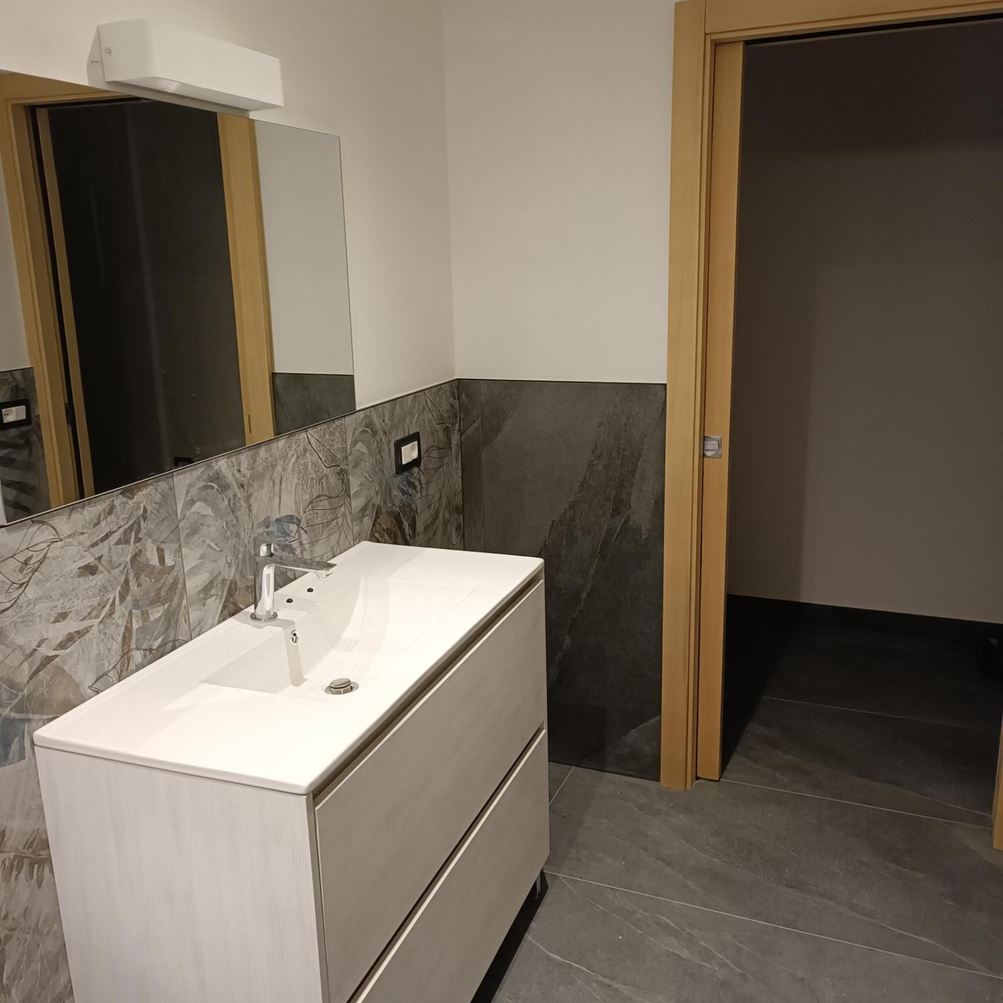 Casa Anita Apartment Mezzana  Ngoại thất bức ảnh